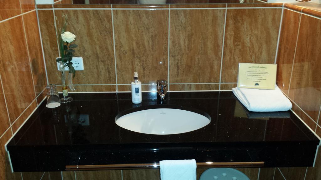 Hotel Restaurant Am Pfauenhof Quakenbrück Kamer foto