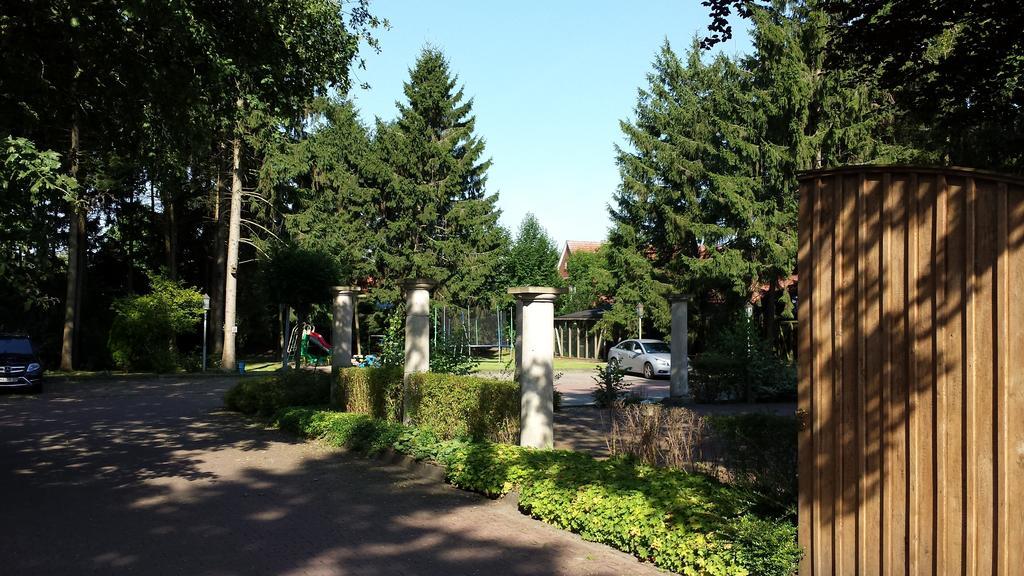 Hotel Restaurant Am Pfauenhof Quakenbrück Buitenkant foto