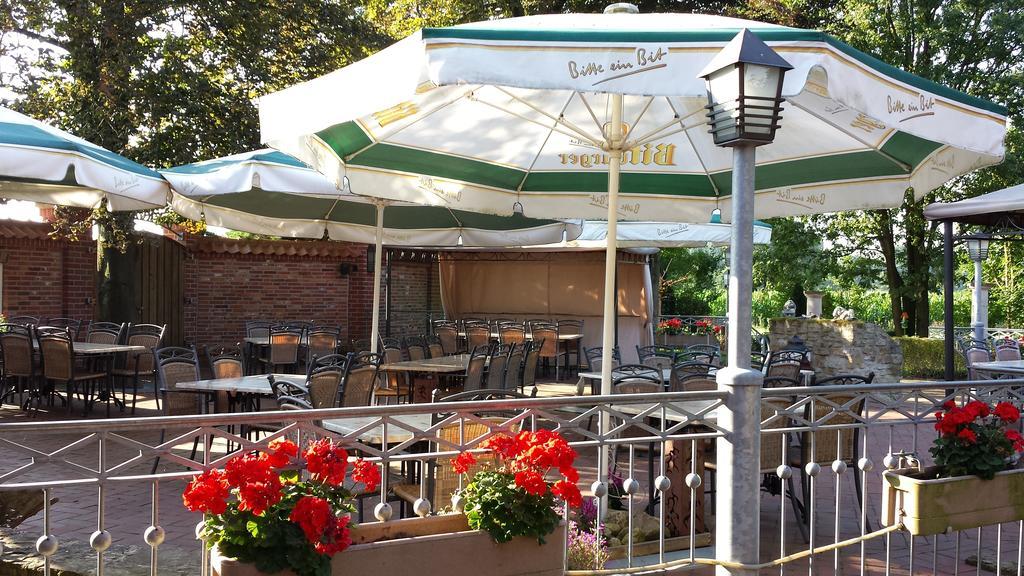 Hotel Restaurant Am Pfauenhof Quakenbrück Buitenkant foto