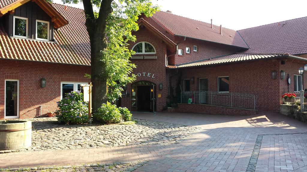 Hotel Restaurant Am Pfauenhof Quakenbrück Buitenkant foto