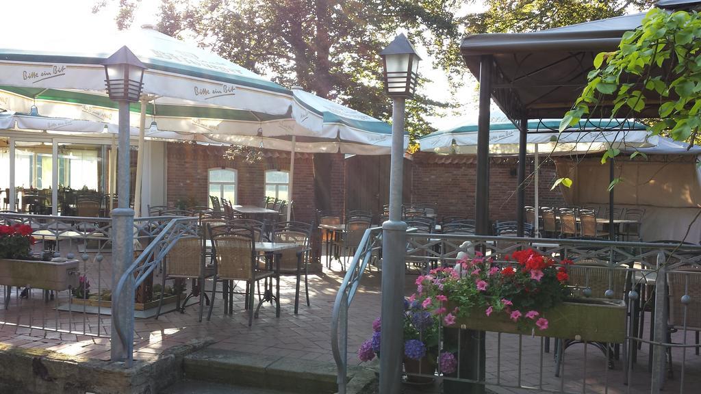 Hotel Restaurant Am Pfauenhof Quakenbrück Buitenkant foto