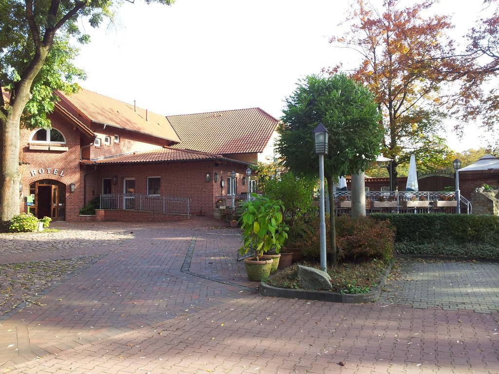 Hotel Restaurant Am Pfauenhof Quakenbrück Buitenkant foto